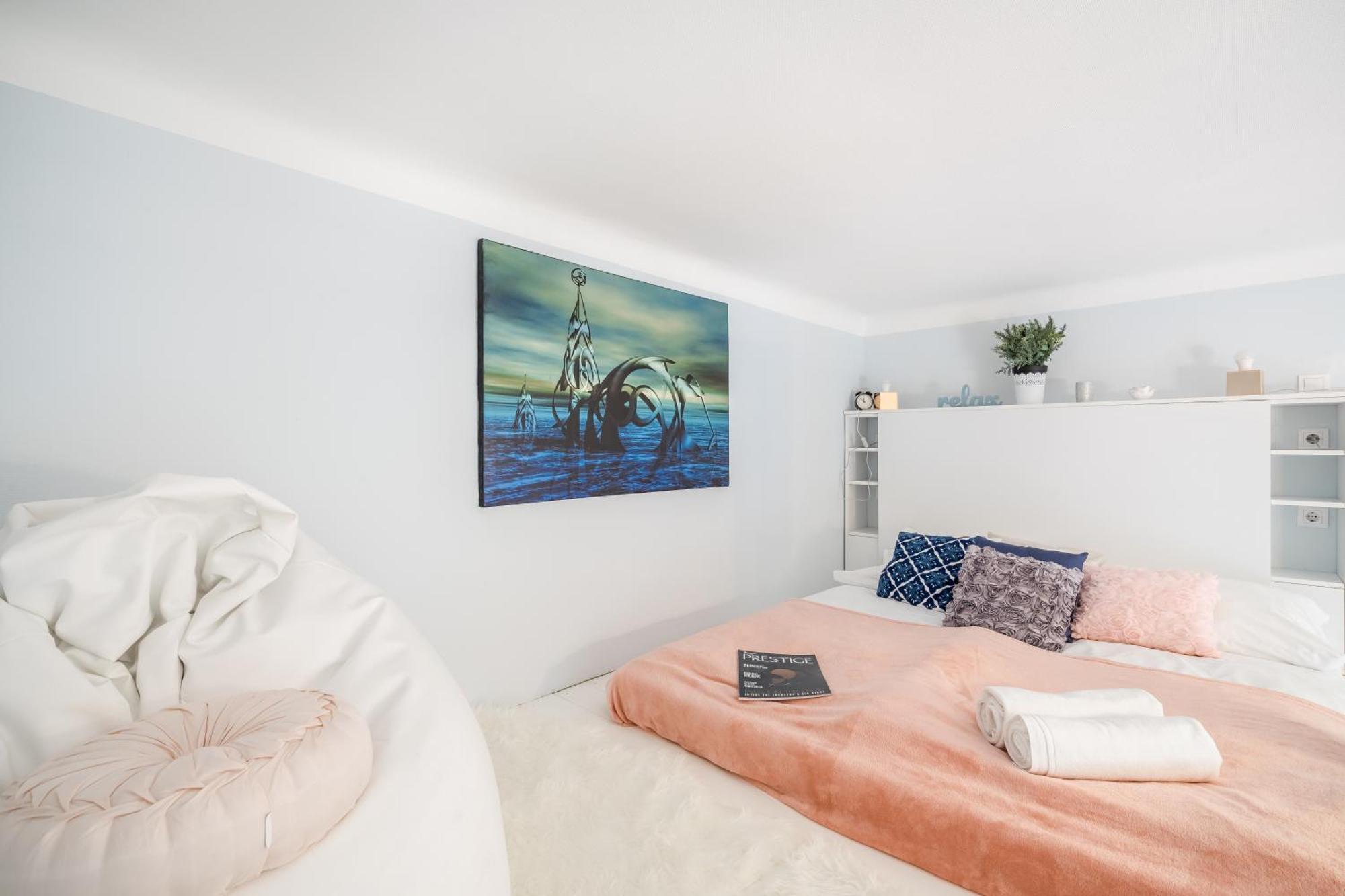 Bpr Stylish Mosaic Home With Terrace Budapest Bagian luar foto